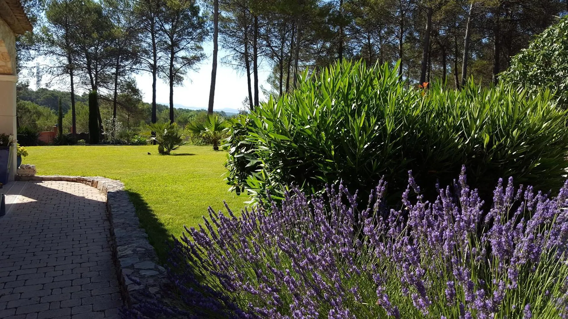 Appartement Les Pitounus à Les Arcs-sur-Argens 0*,  France