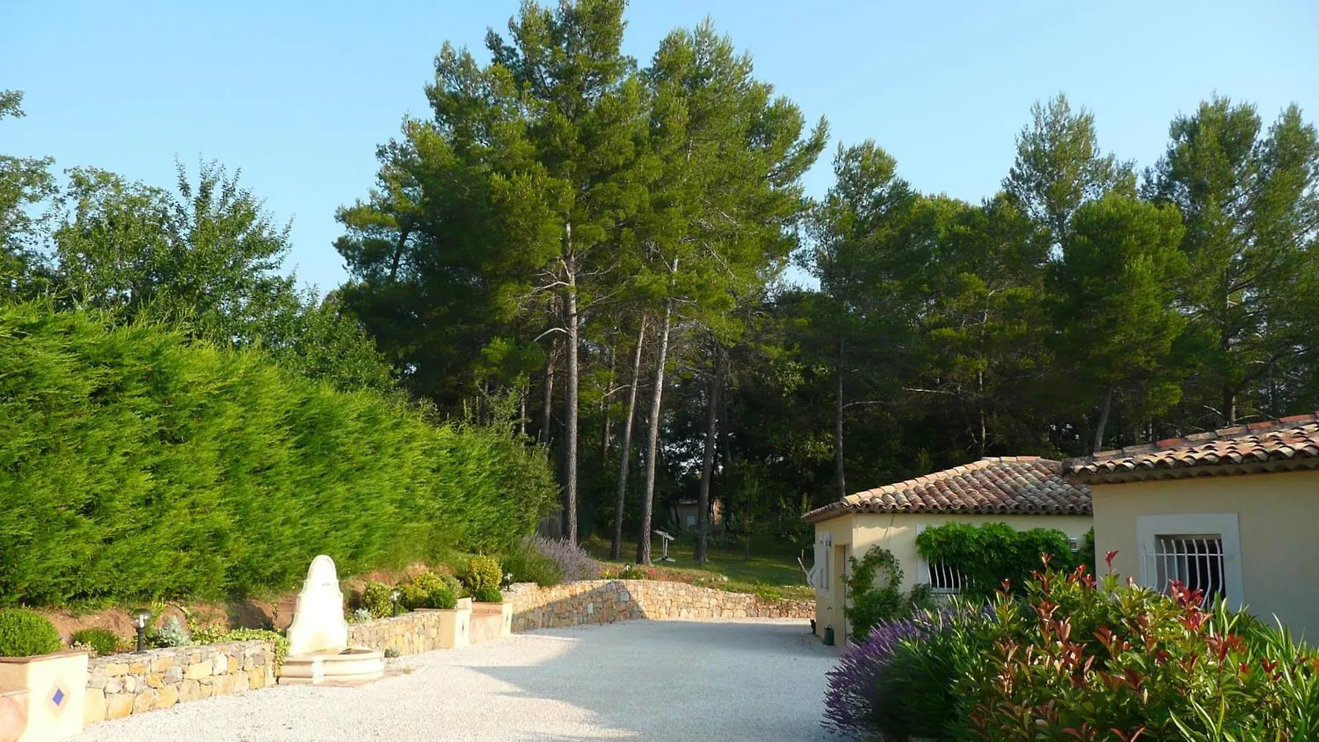 Appartement Les Pitounus à Les Arcs-sur-Argens 0*,  France