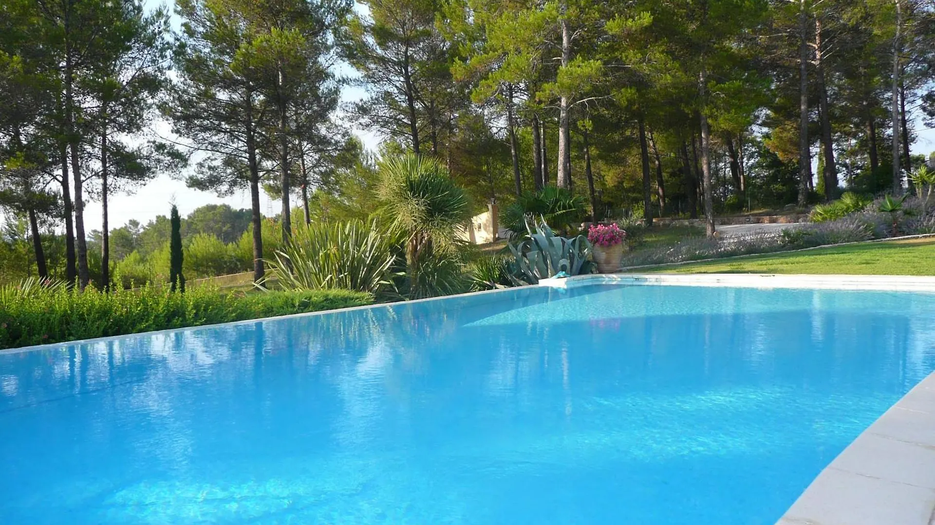 Appartement Les Pitounus à Les Arcs-sur-Argens 0*,